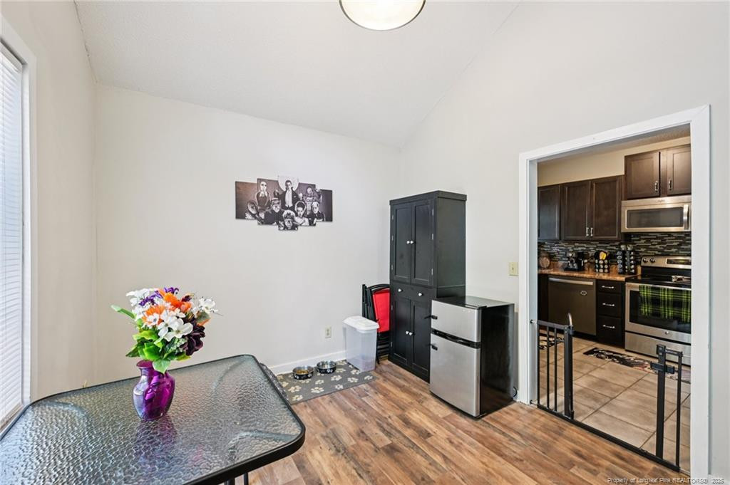 5905 Waters Edge Drive Property Photo 14