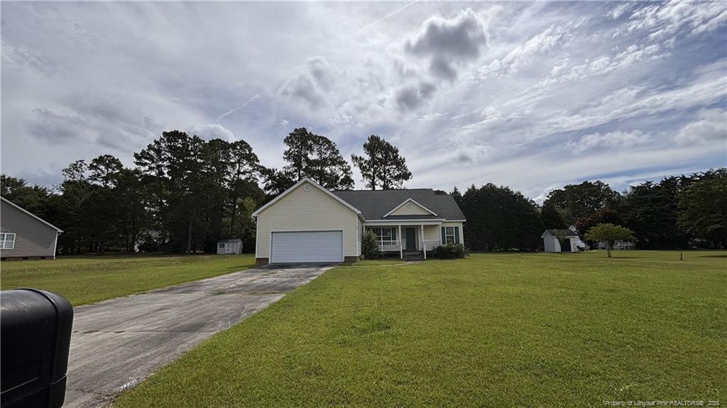 205 Kelly Drive Property Photo 1