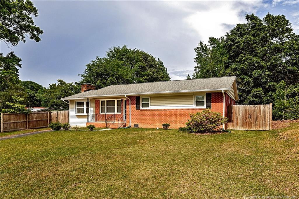 455 Lansdowne Road Property Photo 1