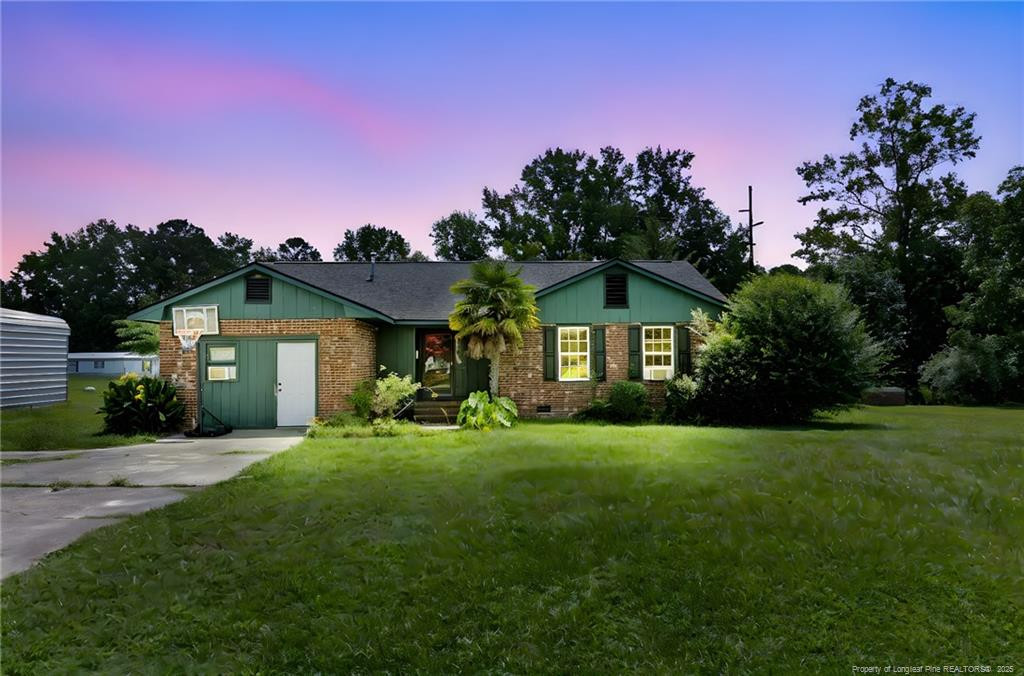 6104 Sisk Culbreth Road Property Photo 1