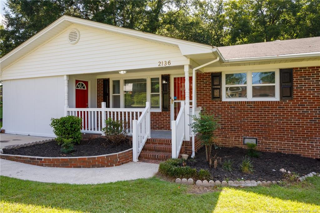 2136 Buckhorn Road Property Photo 2