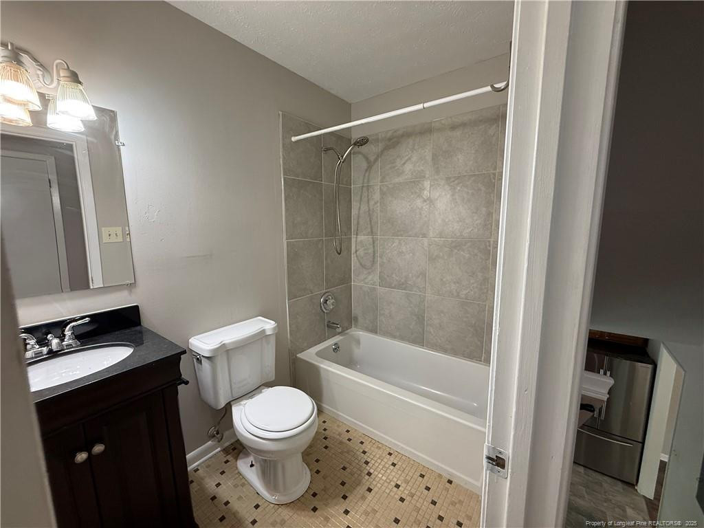 849 Stoneykirk Drive Property Photo 8
