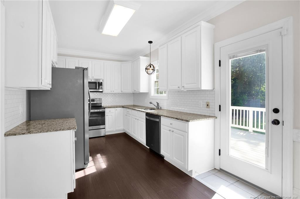 320 Valley Road Property Photo 15