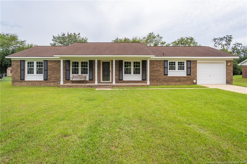 1016 Oakstone Drive Property Photo 1