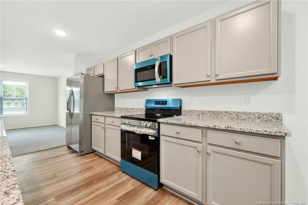 438 Windemere Drive Property Photo 7