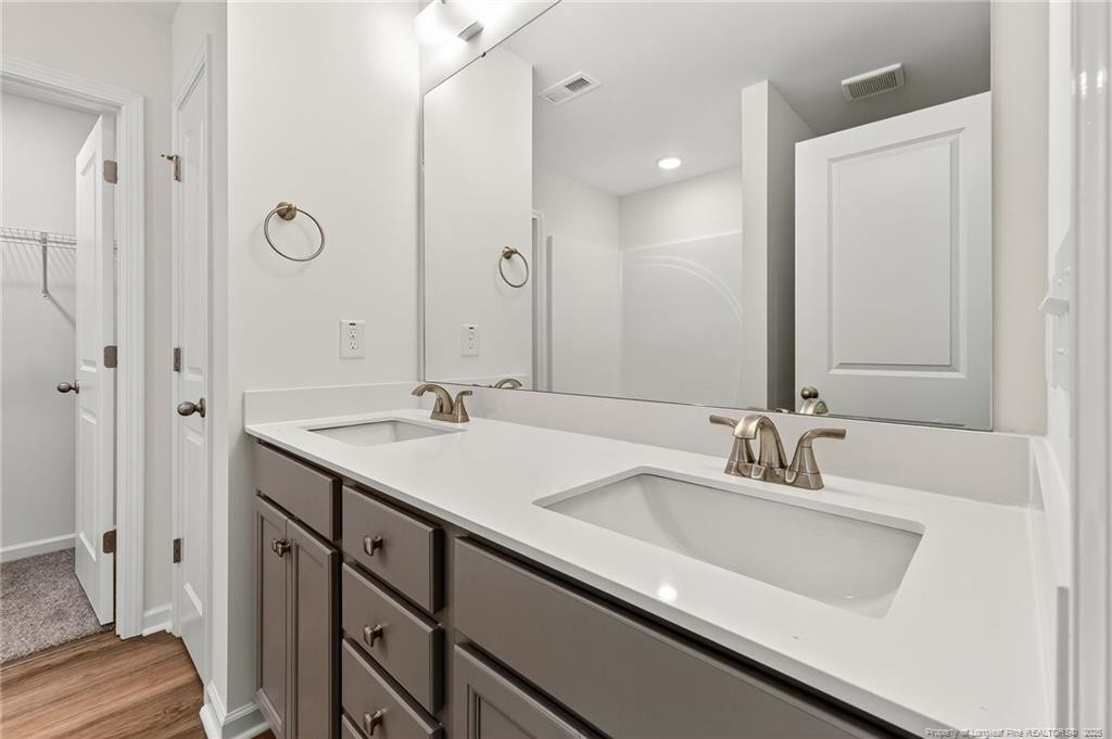 438 Windemere Drive Property Photo 15