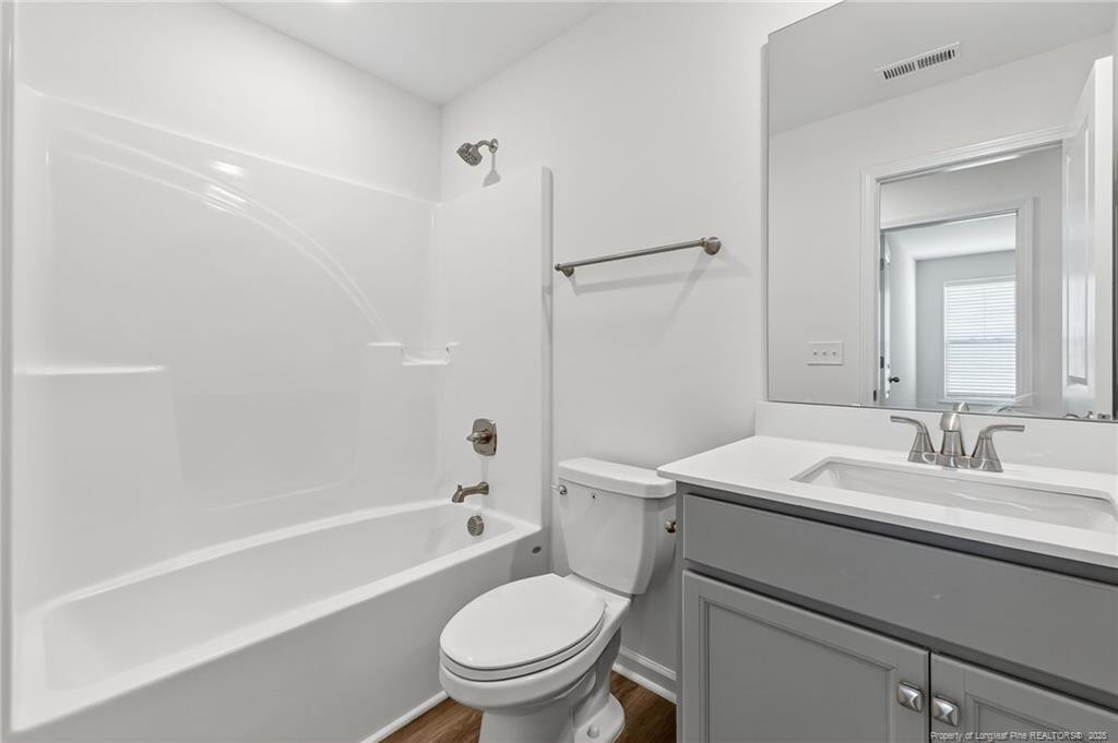 438 Windemere Drive Property Photo 19