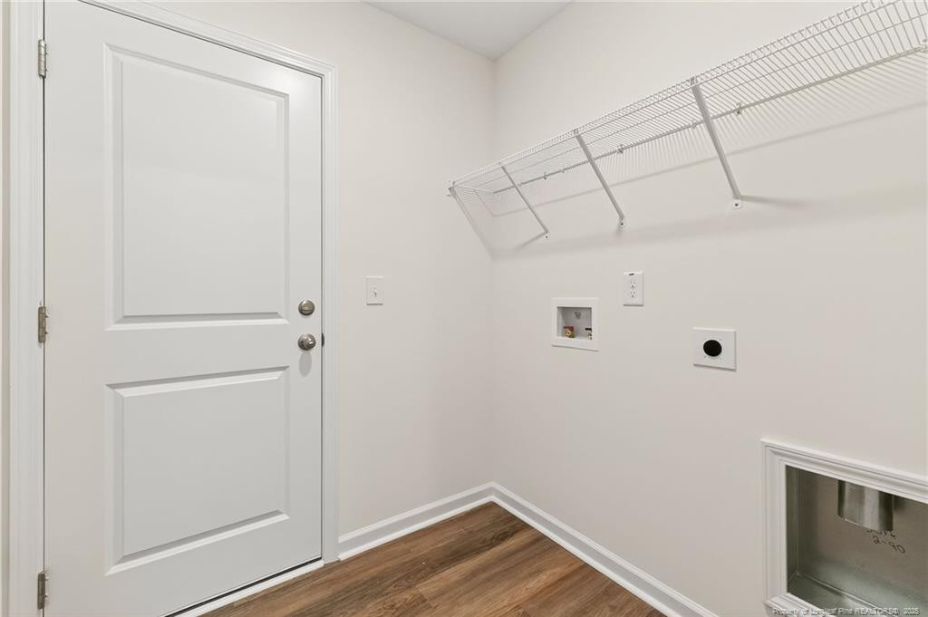 438 Windemere Drive Property Photo 20