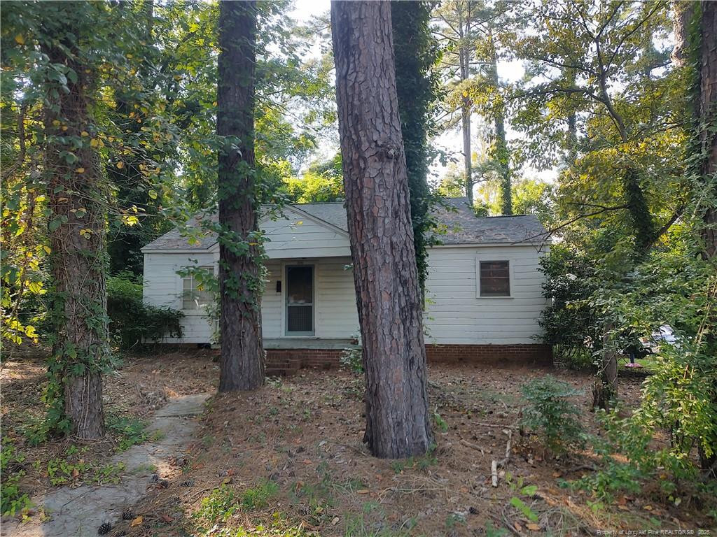 406 Courtland Drive Property Photo 5