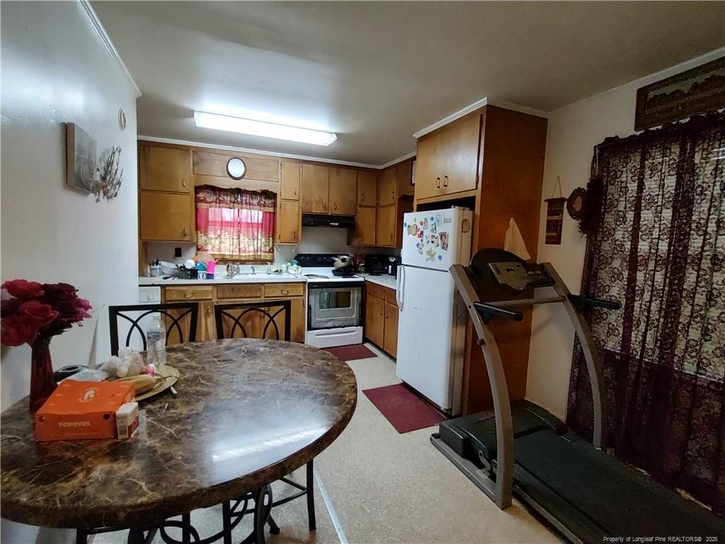 406 Courtland Drive Property Photo 15