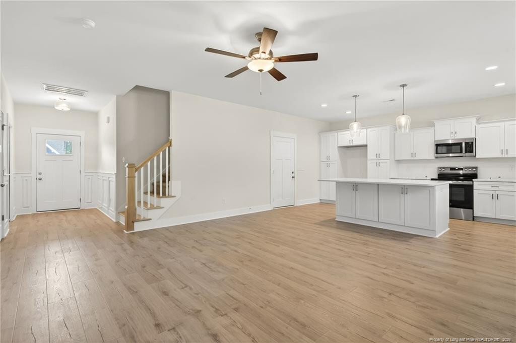 189 Thistle Court Property Photo 6
