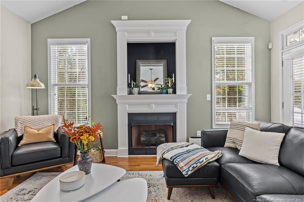 837 Falling Creek Lane Property Photo 3