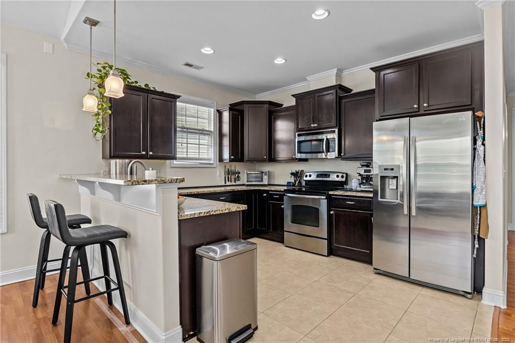 837 Falling Creek Lane Property Photo 4