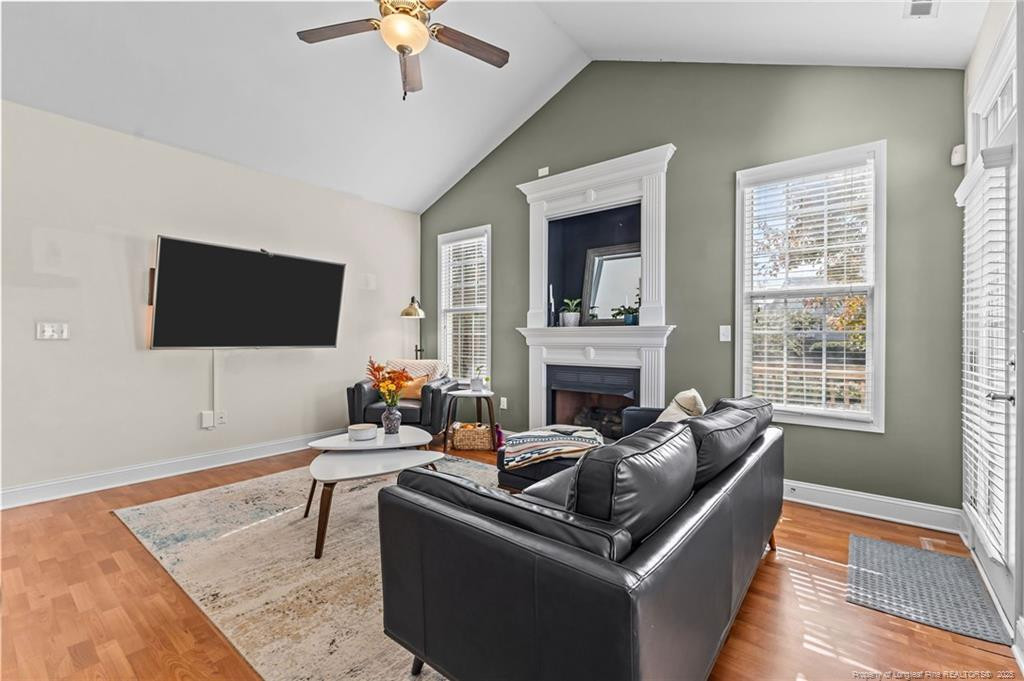 837 Falling Creek Lane Property Photo 9