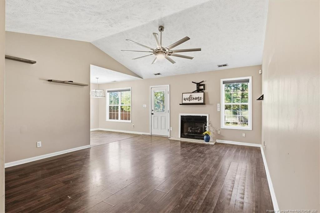 153 Rushmore Court Property Photo 4