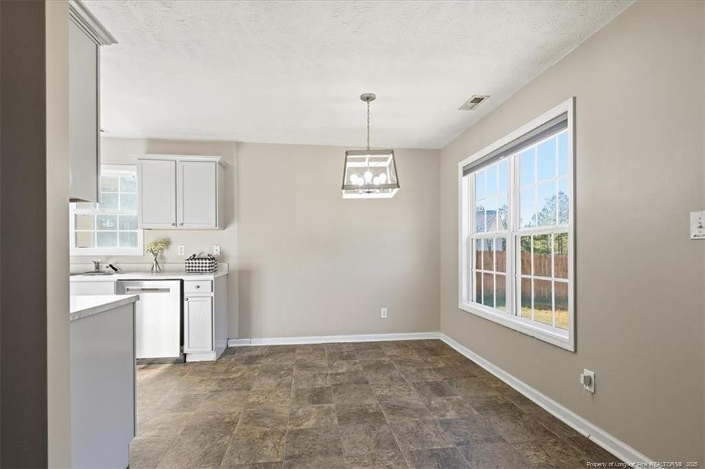 153 Rushmore Court Property Photo 7