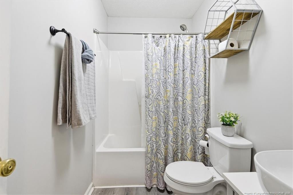 153 Rushmore Court Property Photo 18