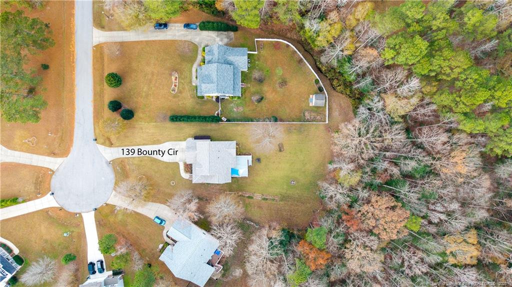 139 Bounty Circle Property Photo 2