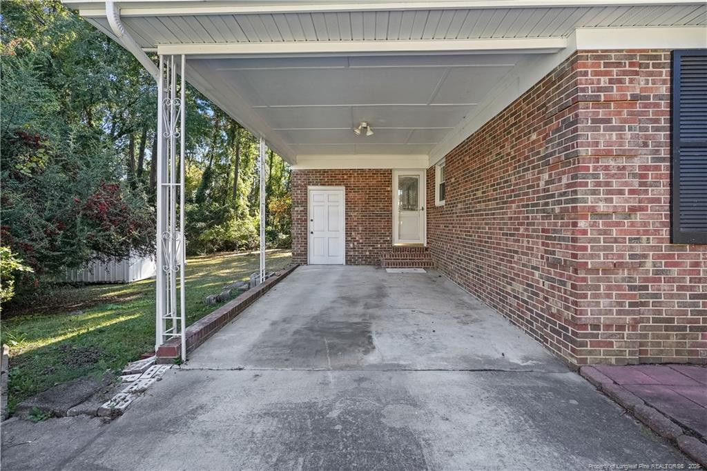 512 Canyon Court Property Photo 2