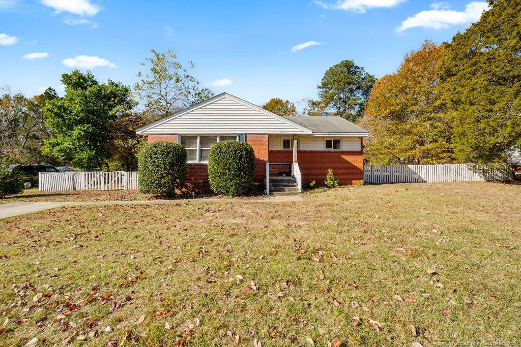 1411 Stansfield Drive Property Photo 1
