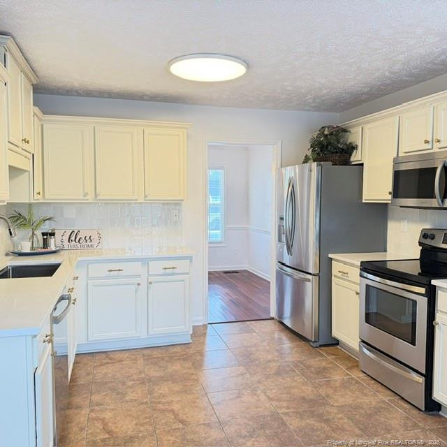 4232 Bartlet Glen Lane Property Photo 7