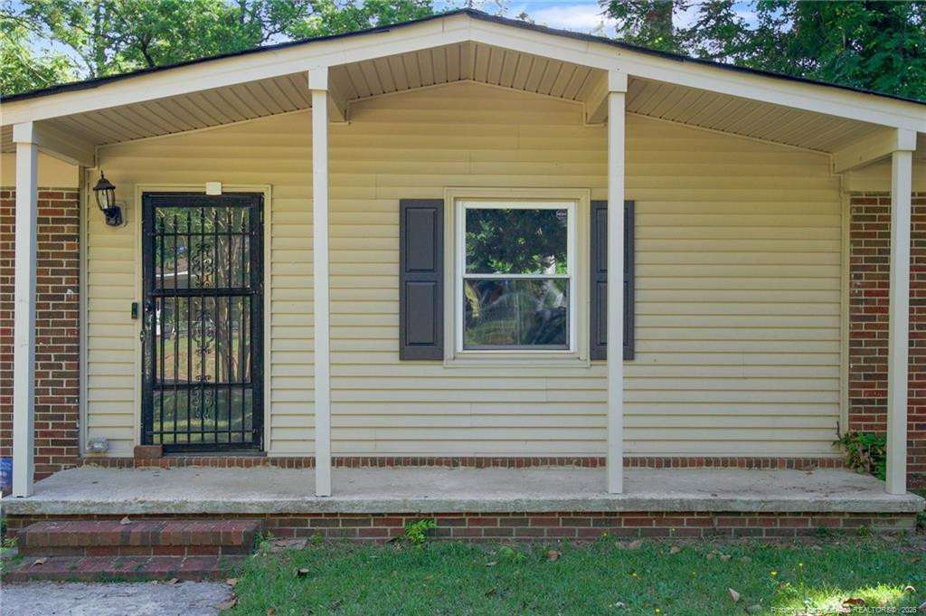 405 Perth Street Property Photo 2