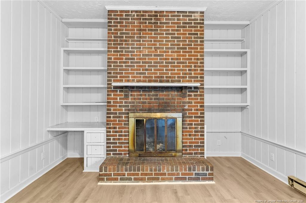 405 Perth Street Property Photo 6