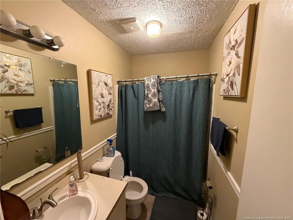1010 Wood Creek Drive 4 Property Photo 9