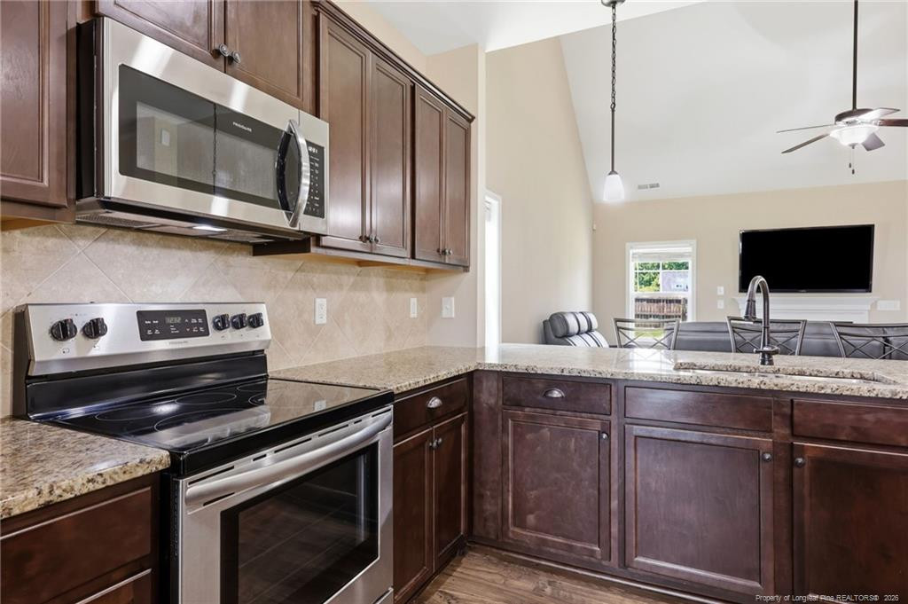 85 Race Court Property Photo 11