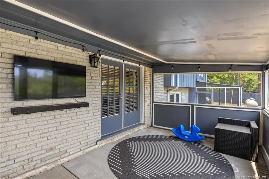 389 Myra Road Property Photo 40