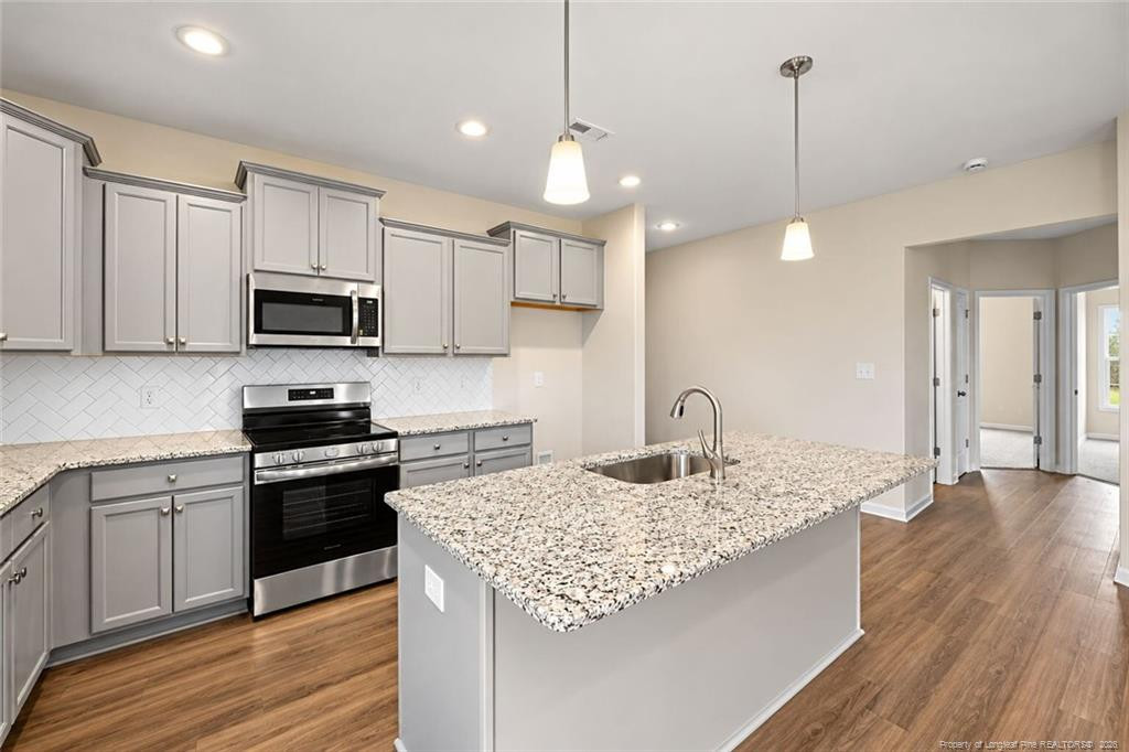 177 Seaford Lane Property Photo 10