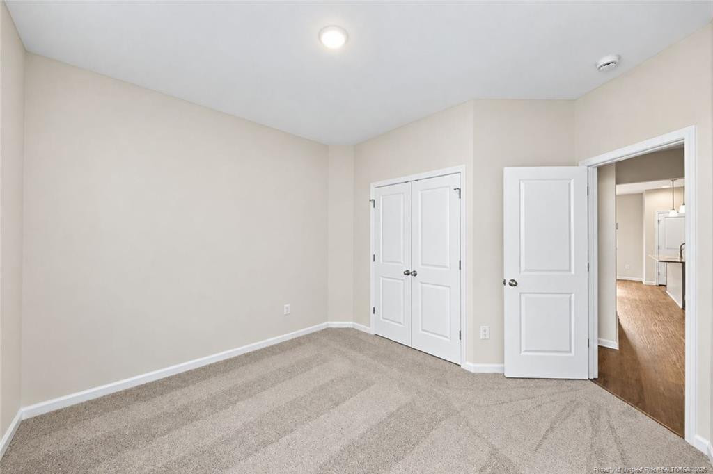 177 Seaford Lane Property Photo 14