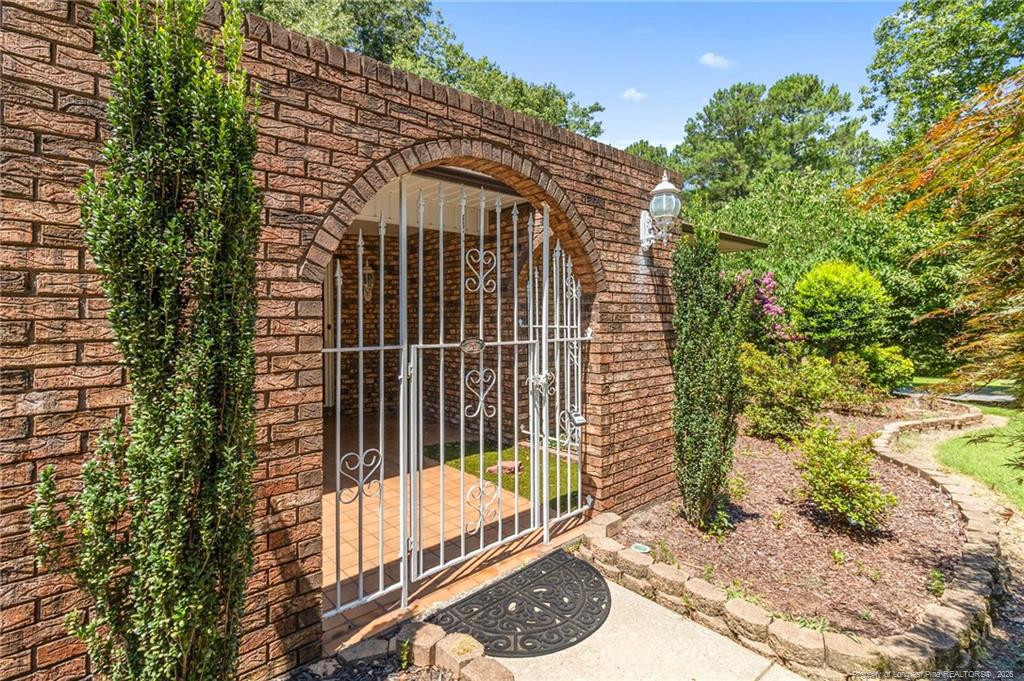 88 Traceway Property Photo 8