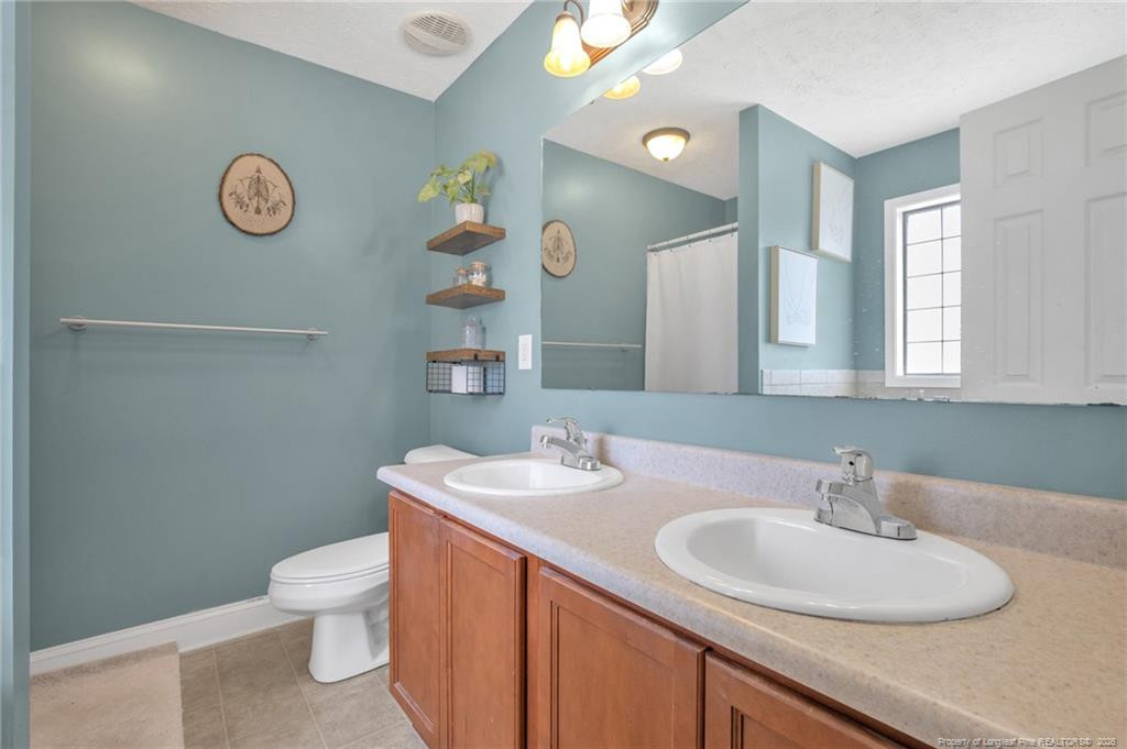 214 Quarry Lane Property Photo 14