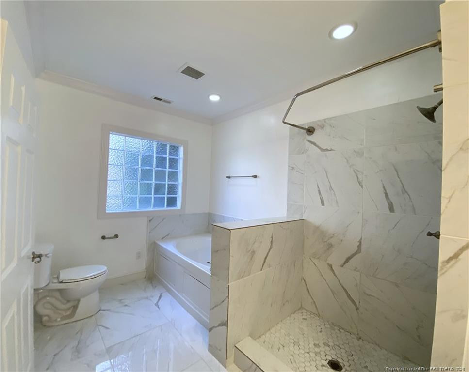 330 Gallery Dr Drive 102 Property Photo 20