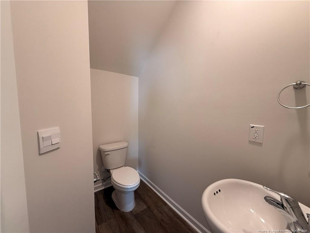107 Starlight Street Property Photo 5