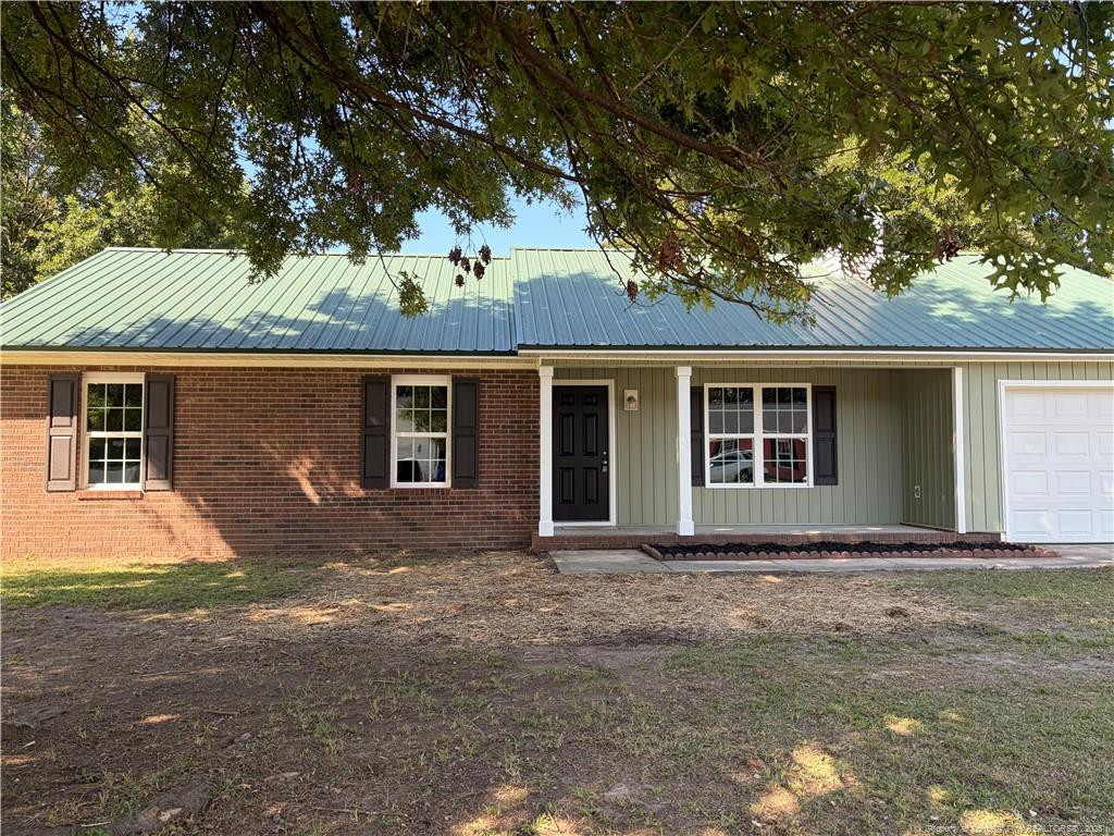 401 Northwoods Drive Property Photo 3