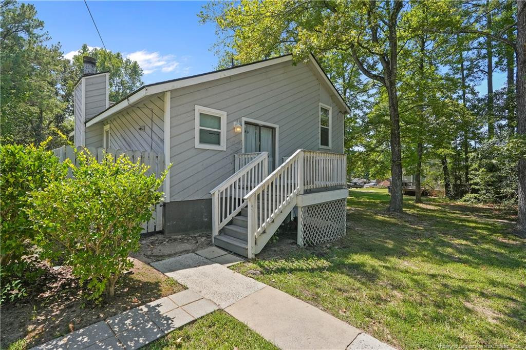 417 Crestview Street Property Photo 3