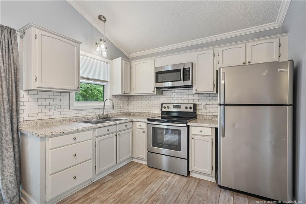 417 Crestview Street Property Photo 12