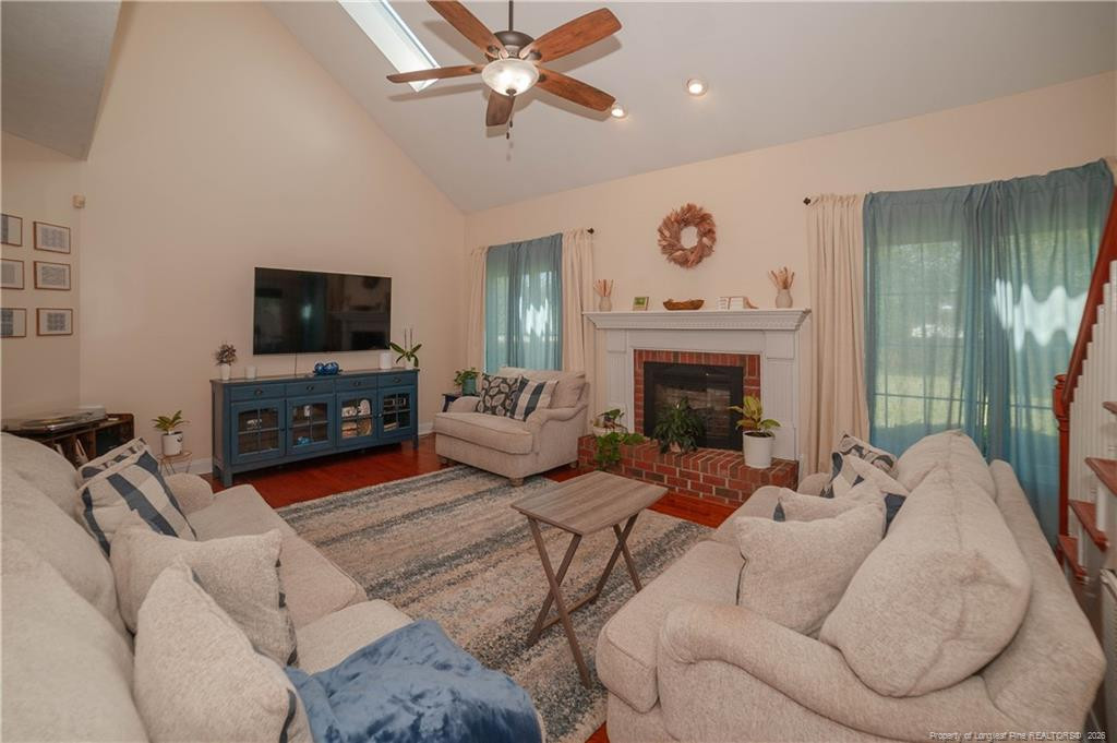 328 Interchange Drive Property Photo 5