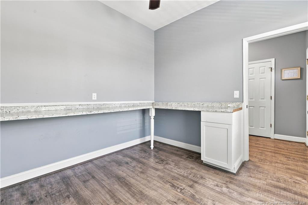 5353 Shannon Rd Property Photo 6