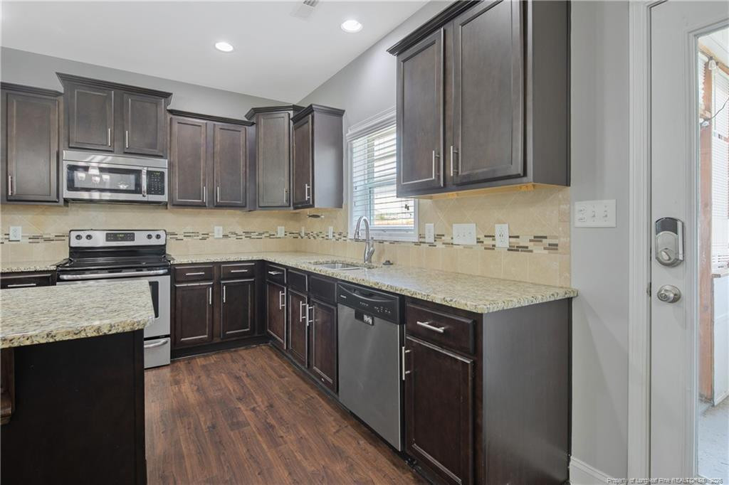 249 Stonebriar Avenue Property Photo 14