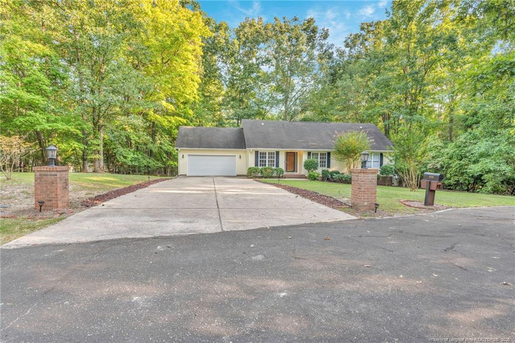 5122 Pheasant Lane Property Photo 3