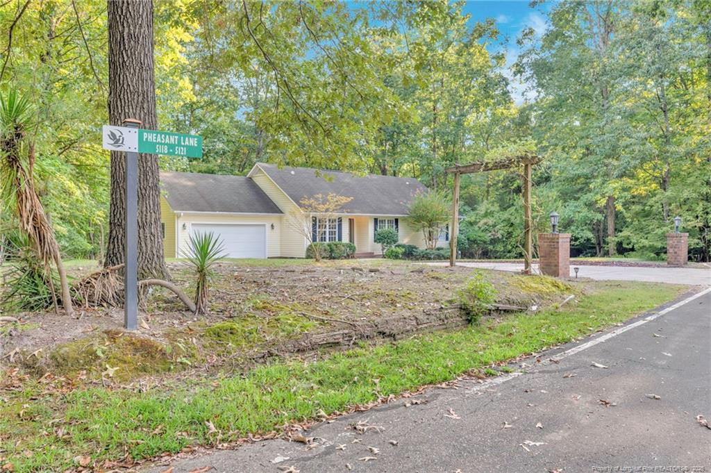 5122 Pheasant Lane Property Photo 4