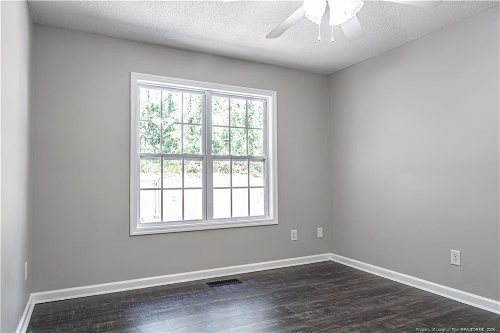102 Sheffield Lane Property Photo 25