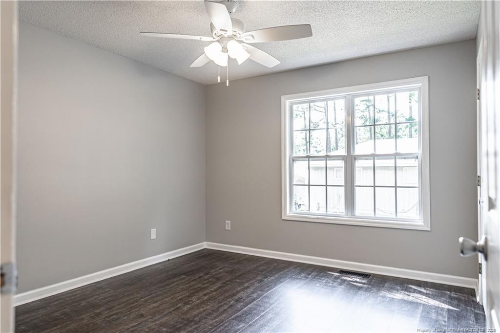 102 Sheffield Lane Property Photo 26