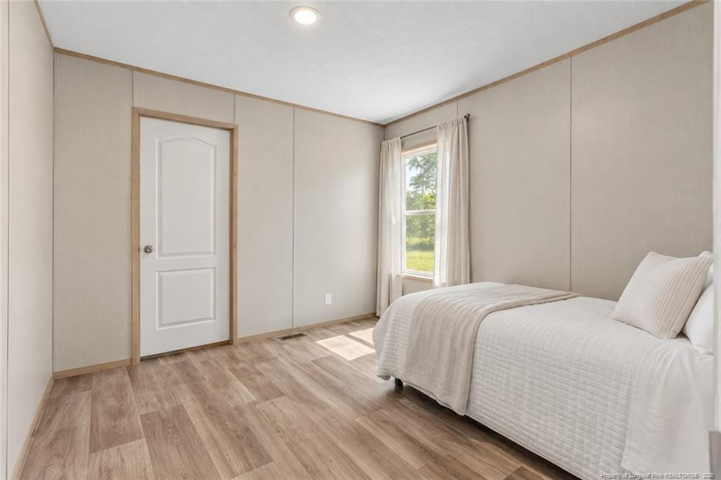 266 Donna Street Property Photo 8