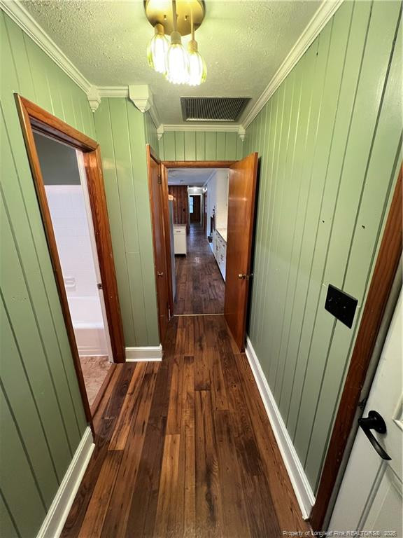1405 Lakeview Road Property Photo 7