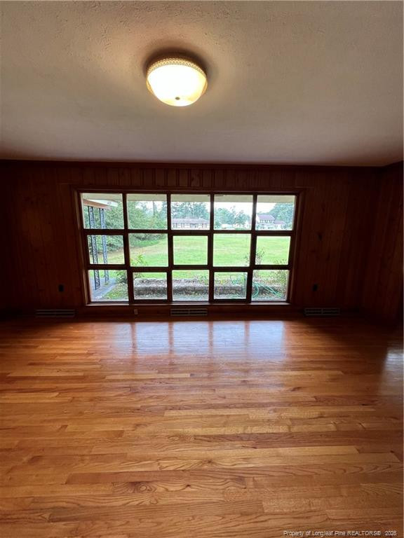 1405 Lakeview Road Property Photo 30
