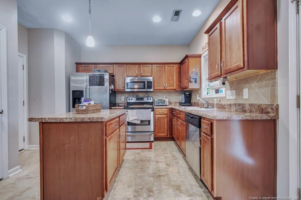 16 Burr Oak Circle Property Photo 7
